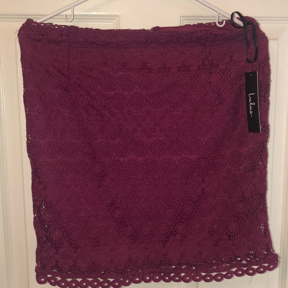 Wine colored crochet mini skirt